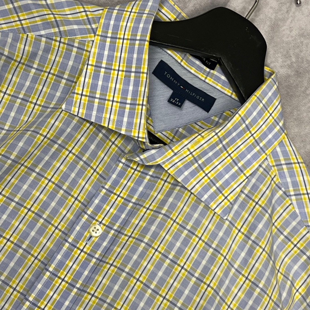 Tommy Hilfiger Button Down Shirt Mens 17 32-33 Yellow Blue Plaid Excellent Fit